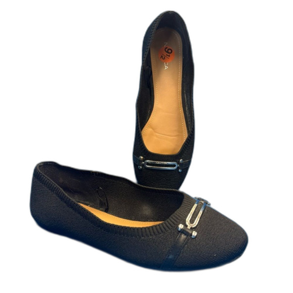 Nautica Stylish Black Knit Flats with Silver Accent Size 9.5 - Picture 2 of 6